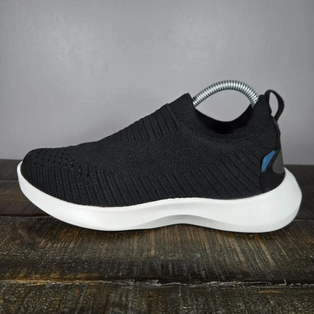 Vessi Everyday Move Slip On Womens Size 5 Waterproof Shoes Sneakers Black White